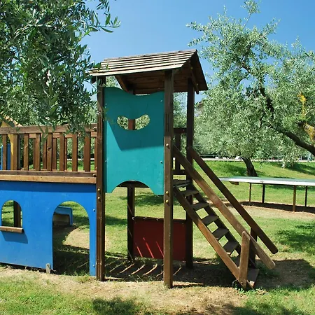 Villenpark Sanghen 마네르바 델 가르다