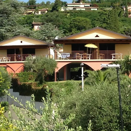 Villenpark Sanghen Ξενοδοχείο με διαμερίσματα Manerba del Garda