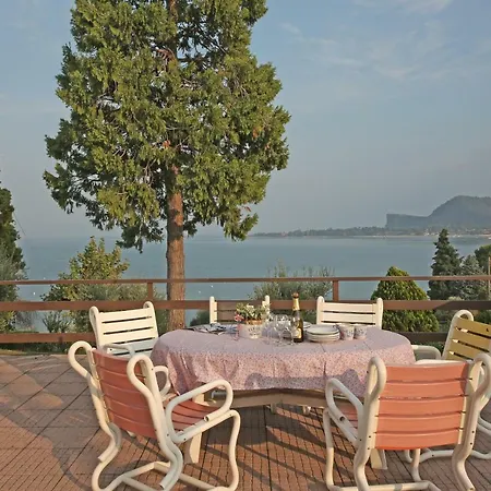 Ξενοδοχείο με διαμερίσματα Villenpark Sanghen 3*